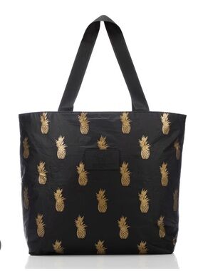 Aloha Collection Day Tripper Tote Bag